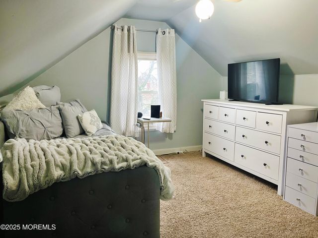 21 13th Street, Hazlet, NJ 07734