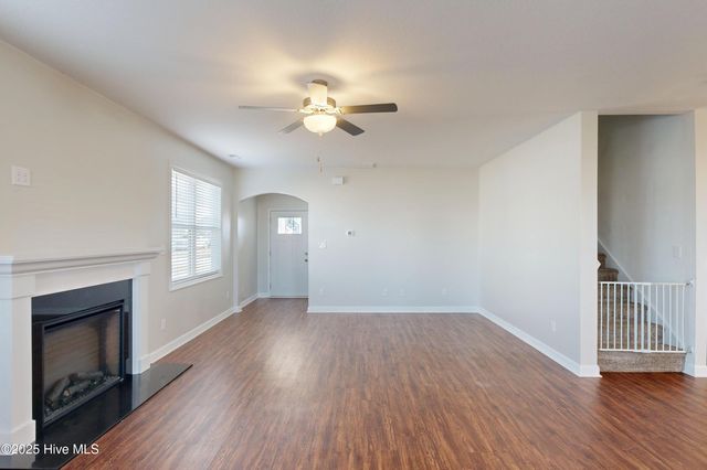 406 Cattle Ranch Lane, Jacksonville, NC 28546