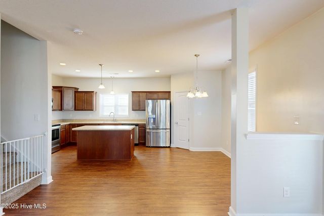 406 Cattle Ranch Lane, Jacksonville, NC 28546