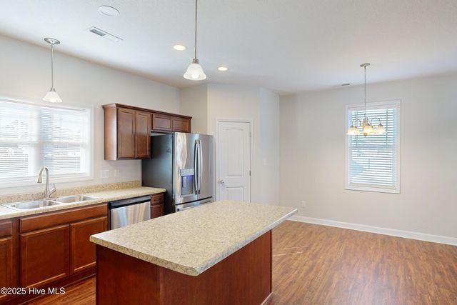 406 Cattle Ranch Lane, Jacksonville, NC 28546