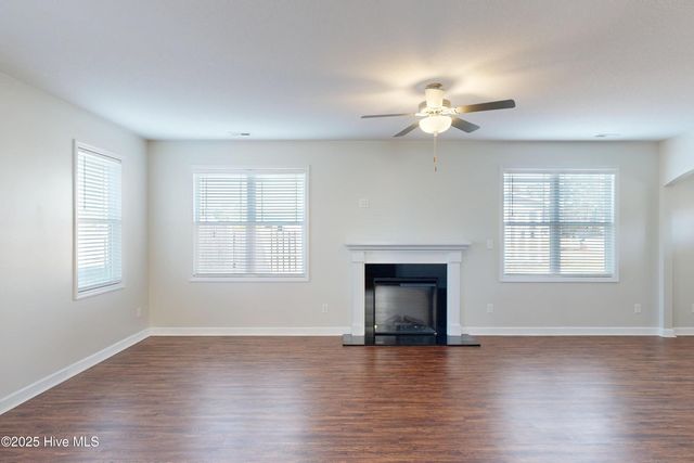 406 Cattle Ranch Lane, Jacksonville, NC 28546