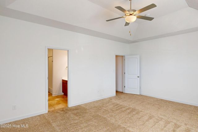 406 Cattle Ranch Lane, Jacksonville, NC 28546