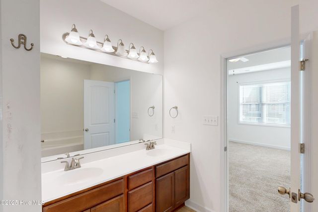 406 Cattle Ranch Lane, Jacksonville, NC 28546