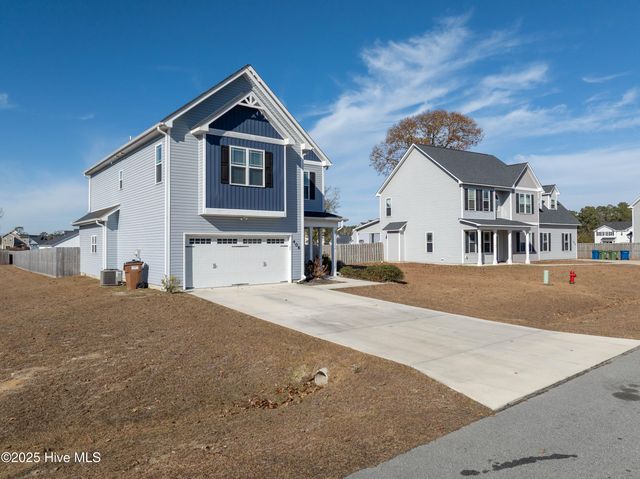 406 Cattle Ranch Lane, Jacksonville, NC 28546