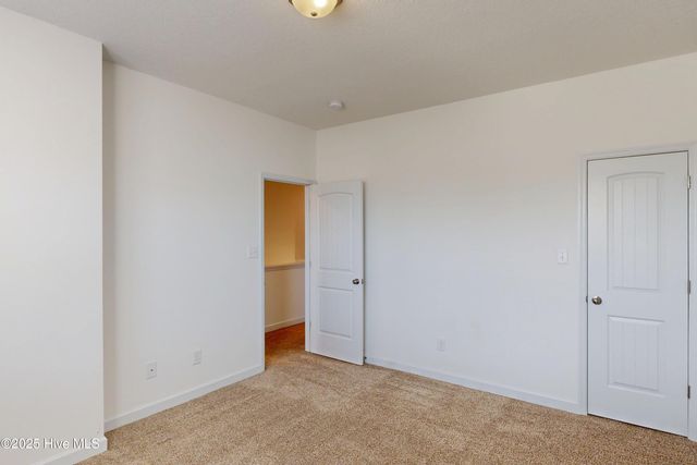 406 Cattle Ranch Lane, Jacksonville, NC 28546