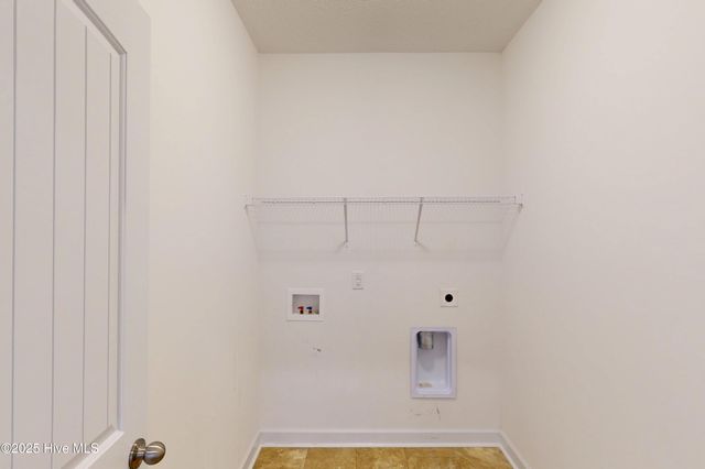 406 Cattle Ranch Lane, Jacksonville, NC 28546