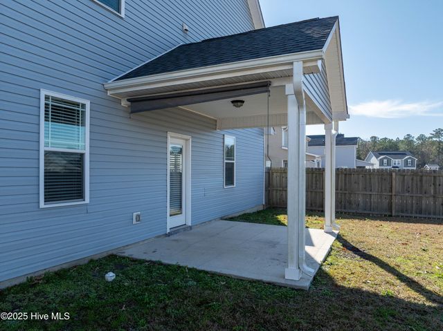 406 Cattle Ranch Lane, Jacksonville, NC 28546