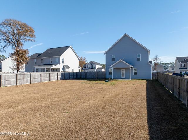 406 Cattle Ranch Lane, Jacksonville, NC 28546