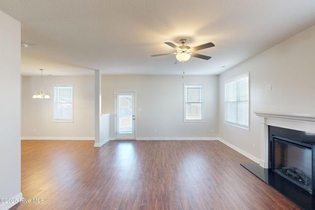 406 Cattle Ranch Lane, Jacksonville, NC 28546