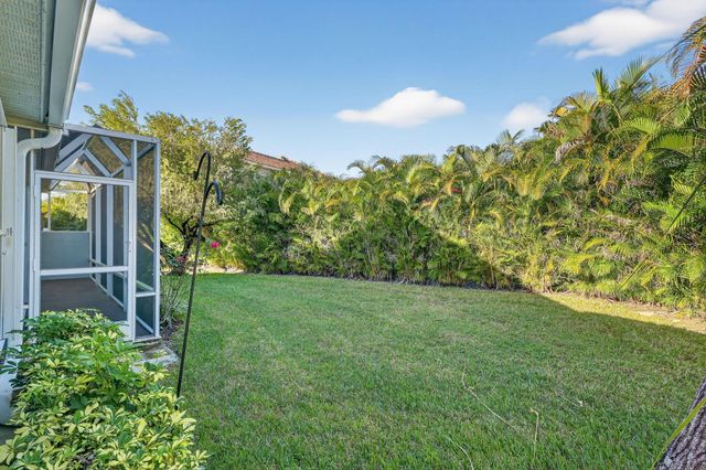 6342 SE Windsong Lane, Stuart, FL 34997