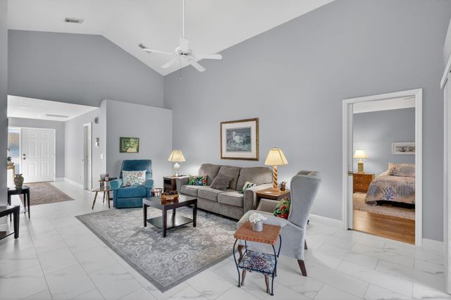 6342 SE Windsong Lane, Stuart, FL 34997