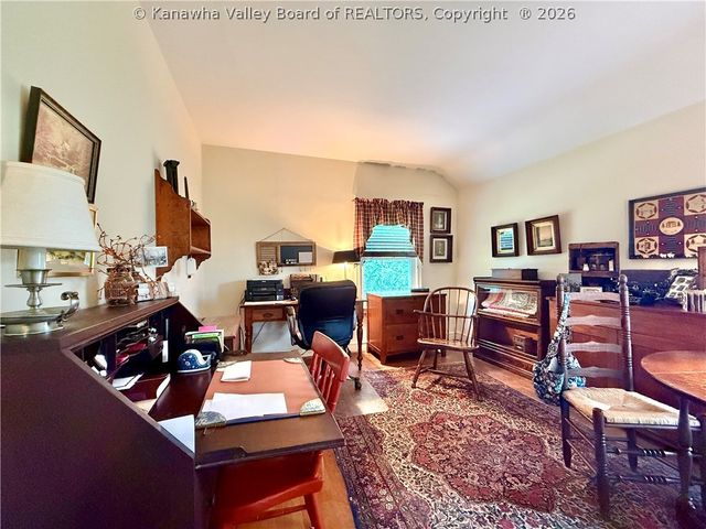 319 Mount View Drive, Charleston, WV 25314