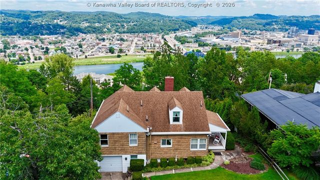 319 Mount View Drive, Charleston, WV 25314