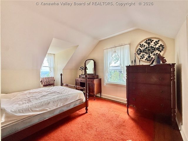 319 Mount View Drive, Charleston, WV 25314