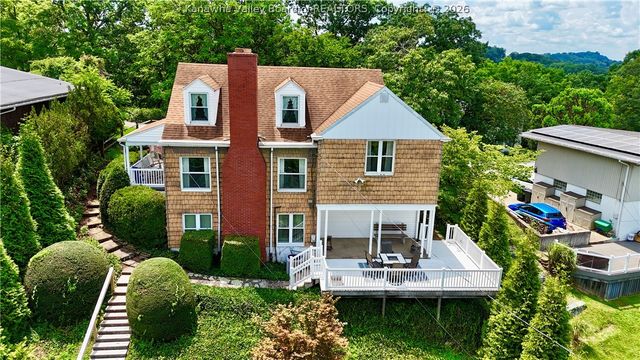 319 Mount View Drive, Charleston, WV 25314