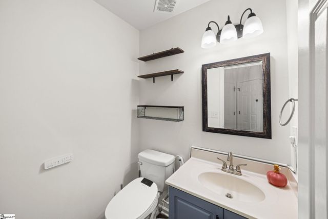 17 Summerfield Court, Simpsonville, SC 29680