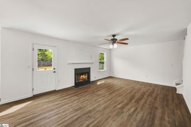 17 Summerfield Court, Simpsonville, SC 29680