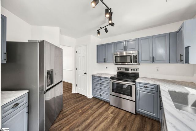 17 Summerfield Court, Simpsonville, SC 29680