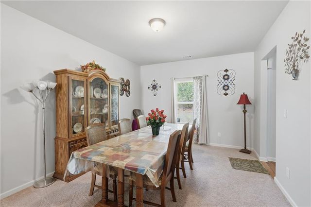 17 Bartlett Drive, Cartersville, GA 30120