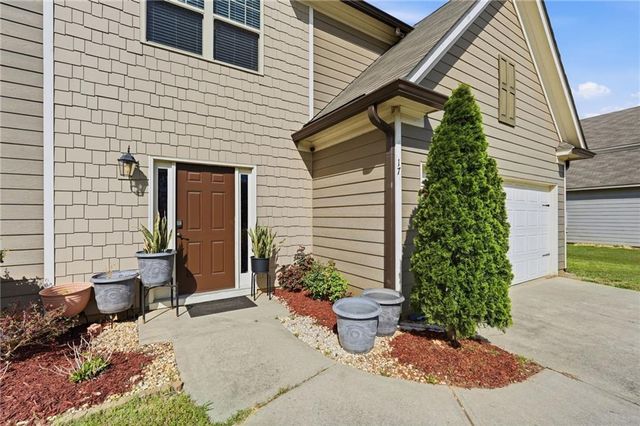 17 Bartlett Drive, Cartersville, GA 30120