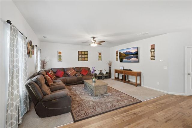 17 Bartlett Drive, Cartersville, GA 30120
