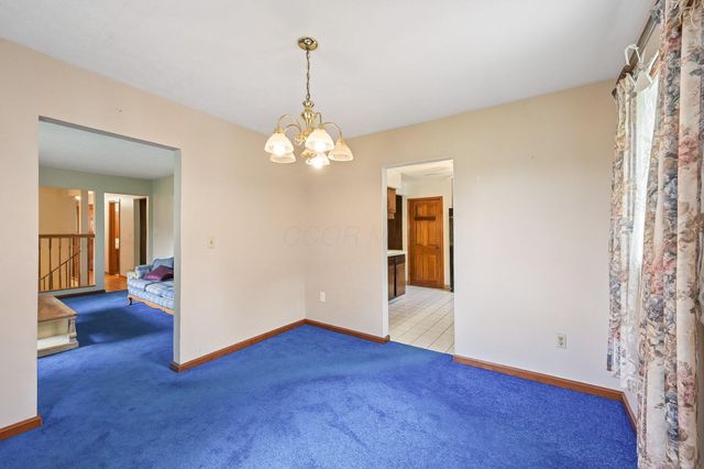 9462 Alkire Road, Grove City, OH 43123