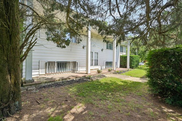 9462 Alkire Road, Grove City, OH 43123