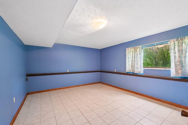 9462 Alkire Road, Grove City, OH 43123