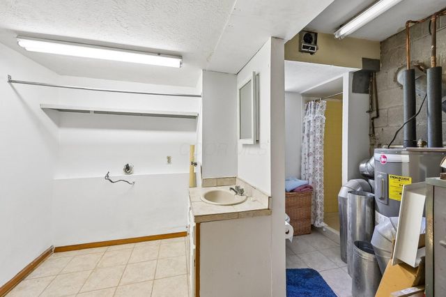 9462 Alkire Road, Grove City, OH 43123
