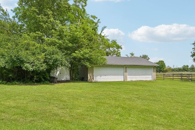 9462 Alkire Road, Grove City, OH 43123