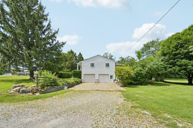 9462 Alkire Road, Grove City, OH 43123