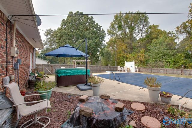 14233 Peek Drive, Athens, AL 35611