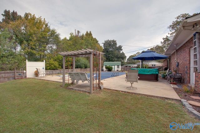 14233 Peek Drive, Athens, AL 35611