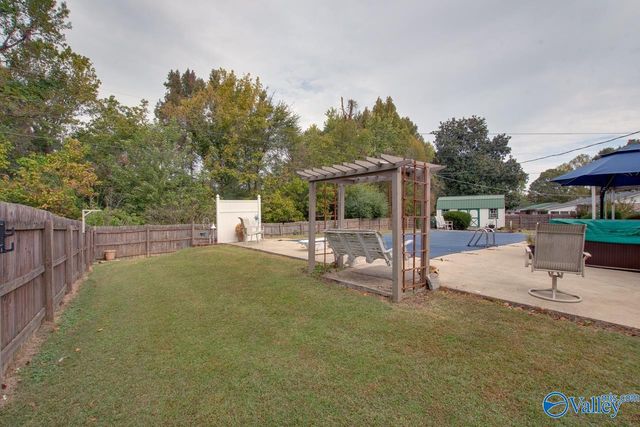 14233 Peek Drive, Athens, AL 35611