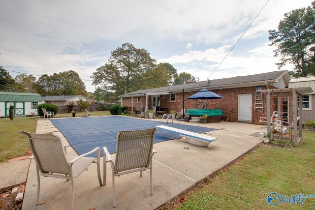 14233 Peek Drive, Athens, AL 35611