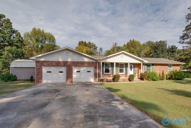 14233 Peek Drive, Athens, AL 35611