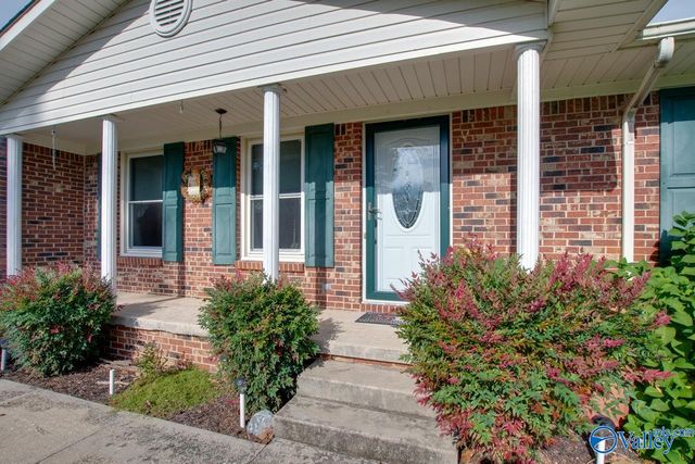 14233 Peek Drive, Athens, AL 35611