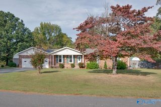 14233 Peek Drive, Athens, AL 35611