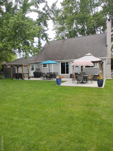 675 Montana Street, Marysville, MI 48040