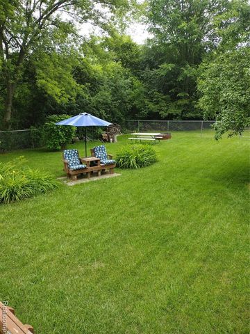 675 Montana Street, Marysville, MI 48040