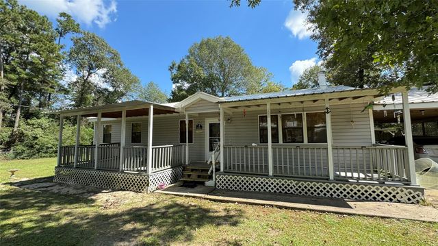 318 Baletka Boulevard, Livingston, TX 77351