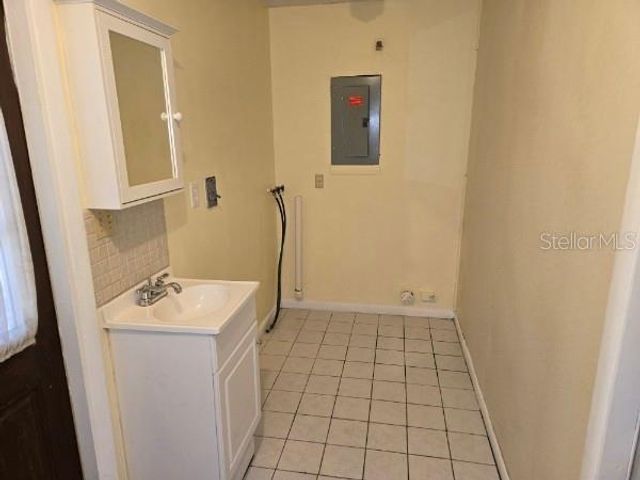 503 LEWIS STREET, Fruitland Park, FL 34731