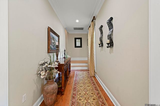 2817 Laurel Estates Ct, Baton Rouge, LA 70820