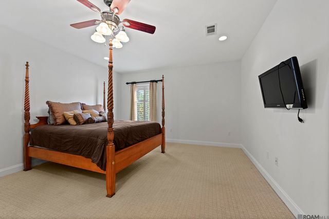 2817 Laurel Estates Ct, Baton Rouge, LA 70820