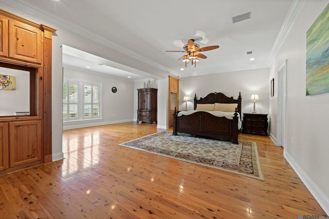 2817 Laurel Estates Ct, Baton Rouge, LA 70820