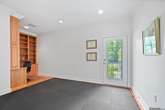 2817 Laurel Estates Ct, Baton Rouge, LA 70820