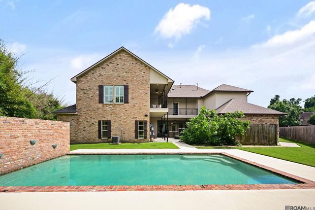 2817 Laurel Estates Ct, Baton Rouge, LA 70820
