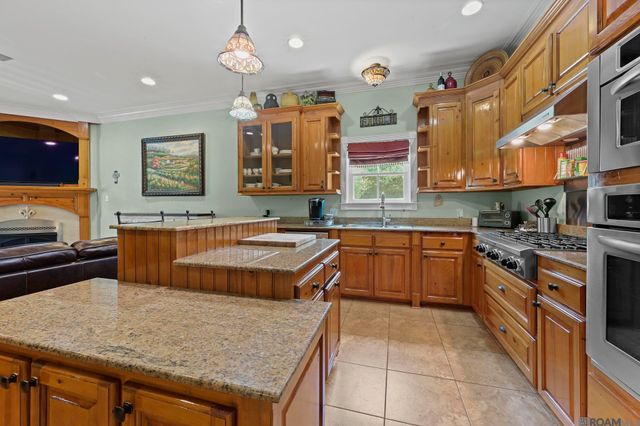 2817 Laurel Estates Ct, Baton Rouge, LA 70820
