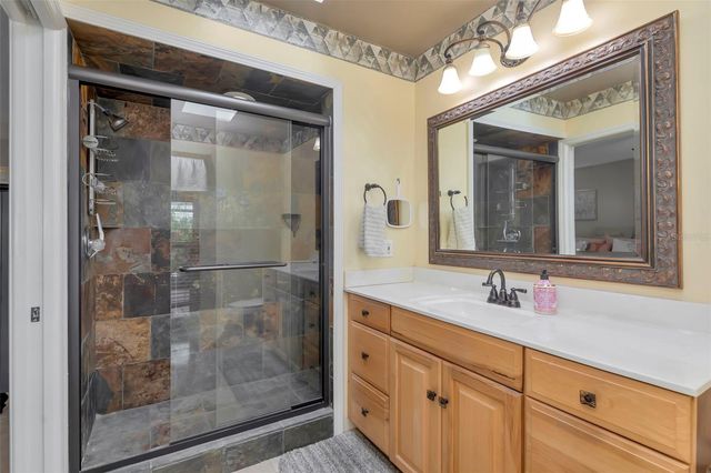 8233 FOREST CIRCLE, Seminole, FL 33776