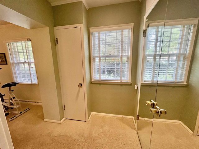 415 ARROWHEAD DRIVE, Green Bay, WI 54301